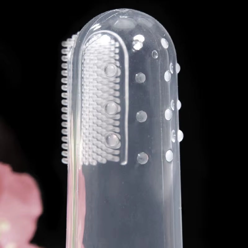 Gentle Pet Finger Toothbrush for Dogs & Cats - Effective Bad Breath & Tartar Care!
